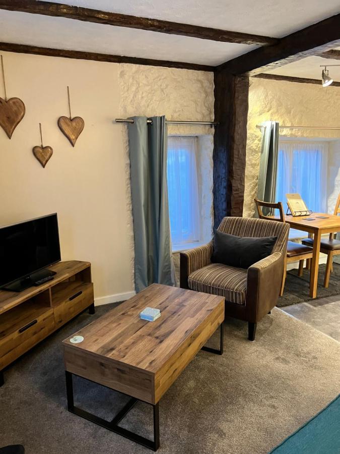 Tudor Lodge พอร์ทแมด็อก ภายนอก รูปภาพ